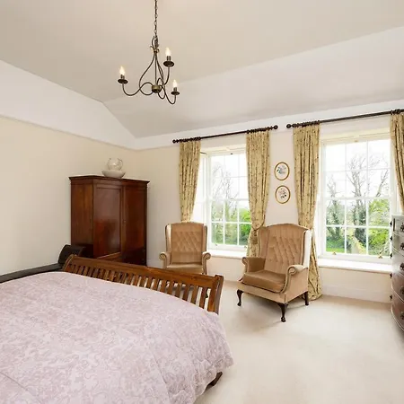 Kilmahon House, P25a973 Bed & Breakfast